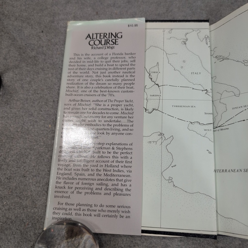 Altering Course Richard J Vogt Hardcover 1978 Sailing Memoir Mischief Sailboat - Picture 3 of 5